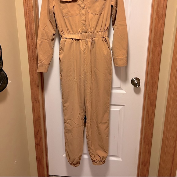 Gorgeous mustard / golden/ tannish utility jumpsuit . Brand new wot - Picture 4 of 4